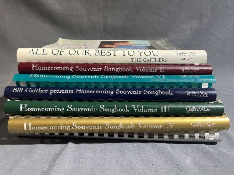 Seven Bill and Gloria Gaither Homecoming Souvenir Songbooks