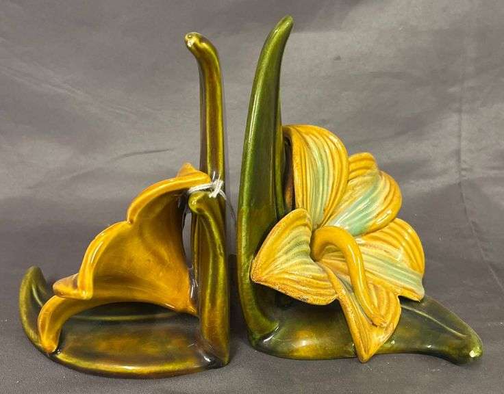 Royal Haeger Floral Bookends with Green and Yellow Glaze – has some chips