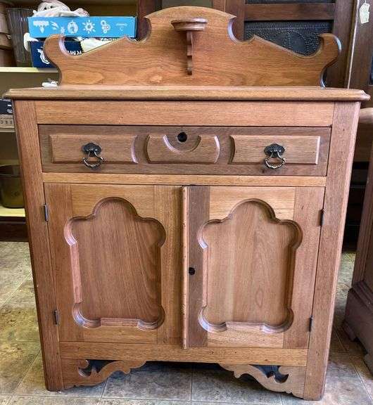 Washstand with Drawer, Cabinet, and Towel Rail, 33x18x38