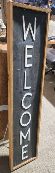 Vertical Welcome Sign with Wooden Frame 22″ x 7″