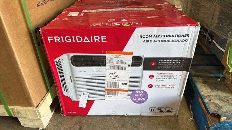 Frigidaire
12,000 BTU 208/230-Volt Window Air Conditioner Cools 500 sq. ft. with Heater with Remote in White