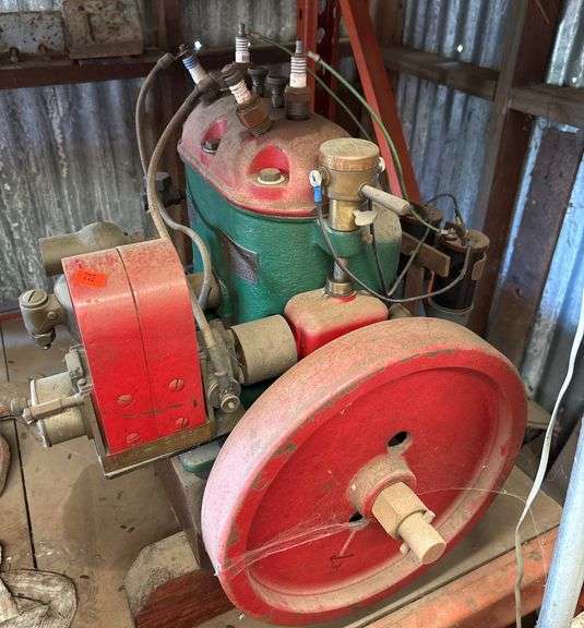 Eagle Model 2K Gas Engine by The Standard Co. - Metzger Property ...