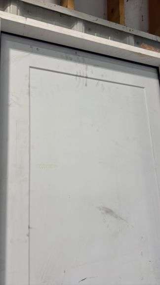 JELD-WEN
32 in. x 80 in. 1-Panel Craftsman Primed Steel Prehung Left-Hand Inswing Front Door has scuffs