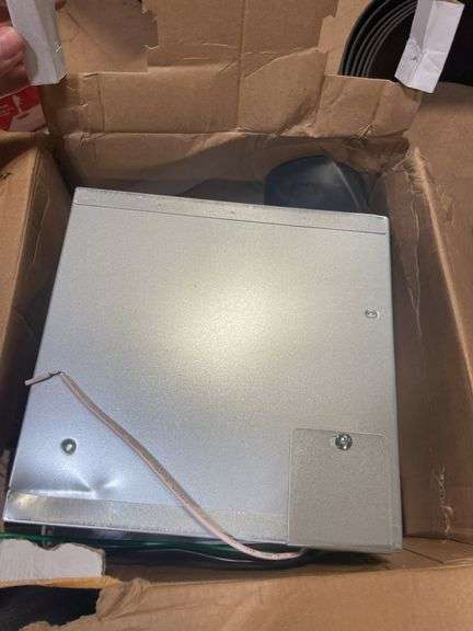 ReVent
50 CFM Quick Install Professional Ceiling and Wall Mount Easy Roomside Bathroom/Bath Exhaust Fan, ENERGY STAR