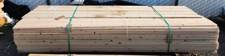 138 Pieces western Woods tongue and groove siding 1“ x 8“ x 10‘ you are bidding times the money