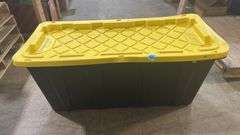 HDX 57Gal Tote with Lid, Lid Has Some damage