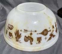 3 – Pyrex Nesting Mixing Bowls with Brown Farm-Themed Pattern