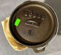 Lodge Cast Iron Dutch Oven with Lid and Handle 5-Inch