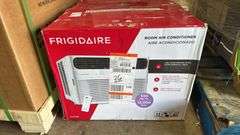 Frigidaire
12,000 BTU 208/230-Volt Window Air Conditioner Cools 500 sq. ft. with Heater with Remote in White
