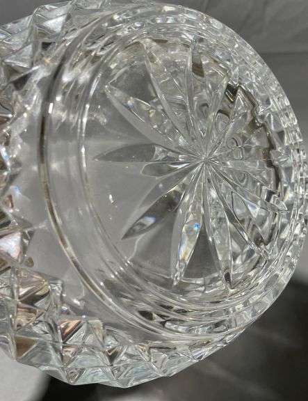 Clear Cut Glass Ice Bucket with Handles and Starburst Base, 6″