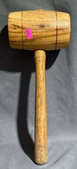 Hellenberg-Branded Mallet and Wood Tool 6″