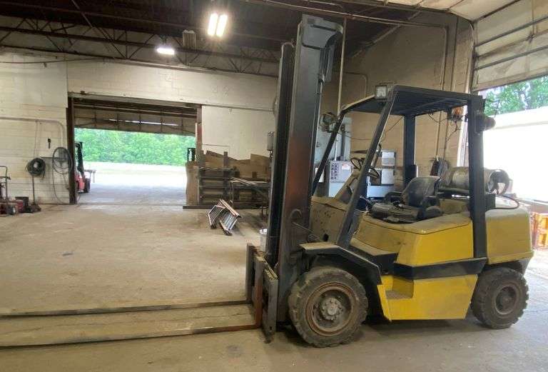 8.11.25 -- The Bent Industrial Services LIVE Auction! -- Fork Lifts - Trailer - Plasma Cutter - AccurShear - 3 Rollers - Fabricating Equipment - Welders inc. Miller Spectrum & Bobcat - DeWalt & Milwaukee Tools - Bugo Track Burners - Tile Saws - Concrete Saws - Pallet Racking - Tool Boxes inc. Snap-On - Power Band Saws & MORE!! - Silver Lake, IN