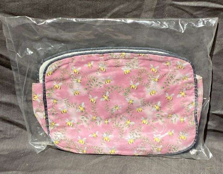 Handbag Form with Wood Handles & 3 Interchangeable Covers