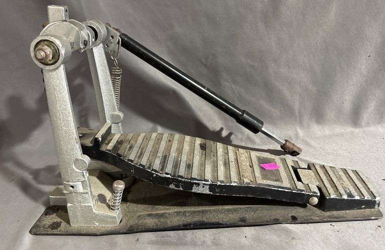 Percussion Plus Bass Drum Pedal, 14” Long