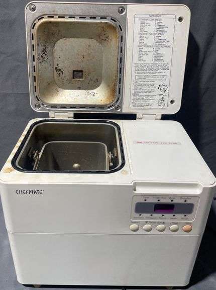 Chefmate Model HB-12W Bread Maker with Control Panel