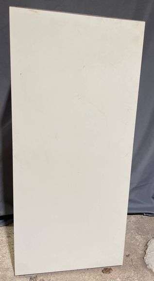 Blue Freestanding Fishing Pole Holder & White Rectangular Display Pedestal (damaged) k