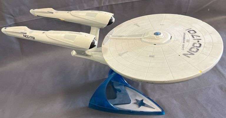 Model USS Enterprise NCC-1701 with Blue Display Stand