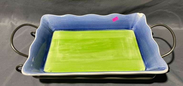 Americaware Serving Dish with Metal Stand and Scalloped Design (chipped) 12″