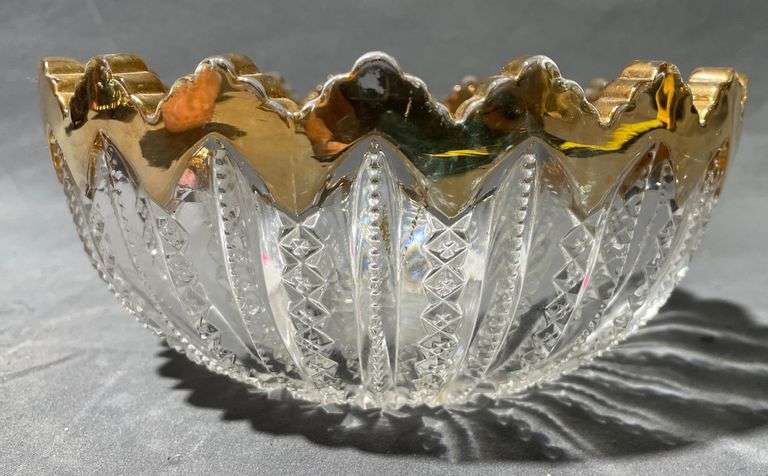 Glass Bowl with Gold-Tone Rim and Starburst Base, 6″