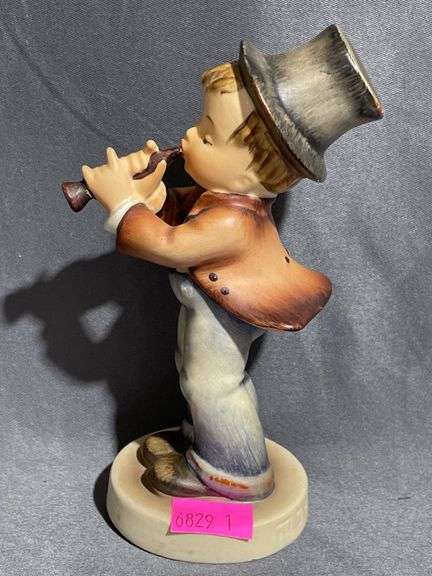 M. J. Hummel Serenade Figurine 85/0, (some chipping) 5-Inch