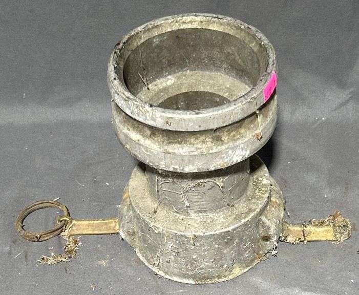 Metal Coupling Component, 4 3/4” Wide, 6 7/8” Long