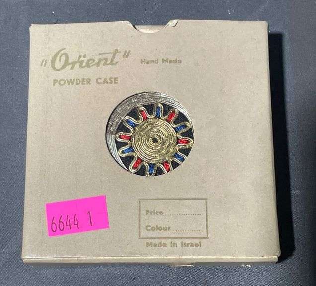 Handmade Orient Powder Case with Colorful Embellishments