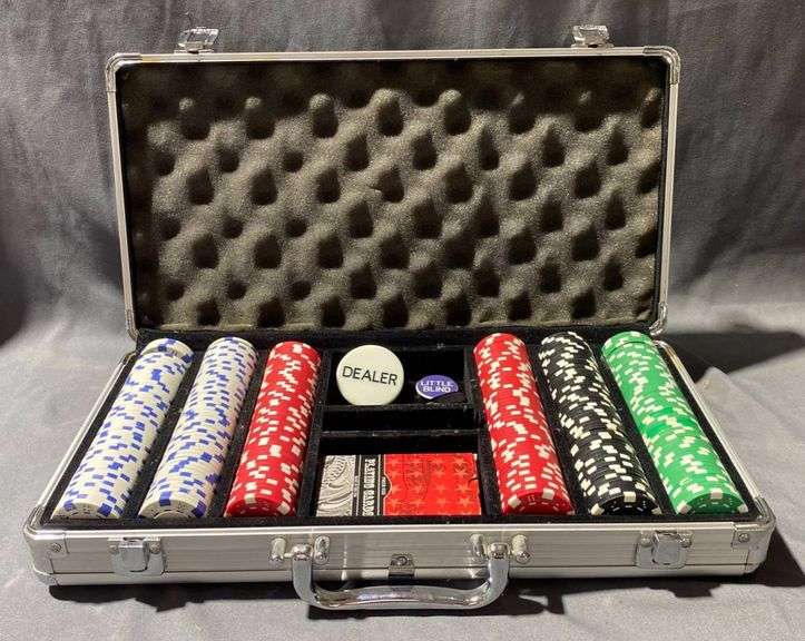 Aluminum Poker Chip Case with Chips, Dealer Button, and Blinds (No Cards)
