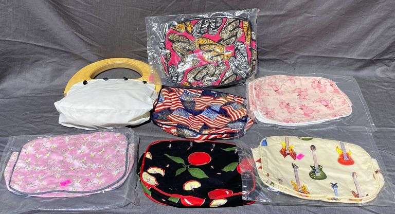 Handbag Form with Wood Handles & 6 Interchangeable Covers
