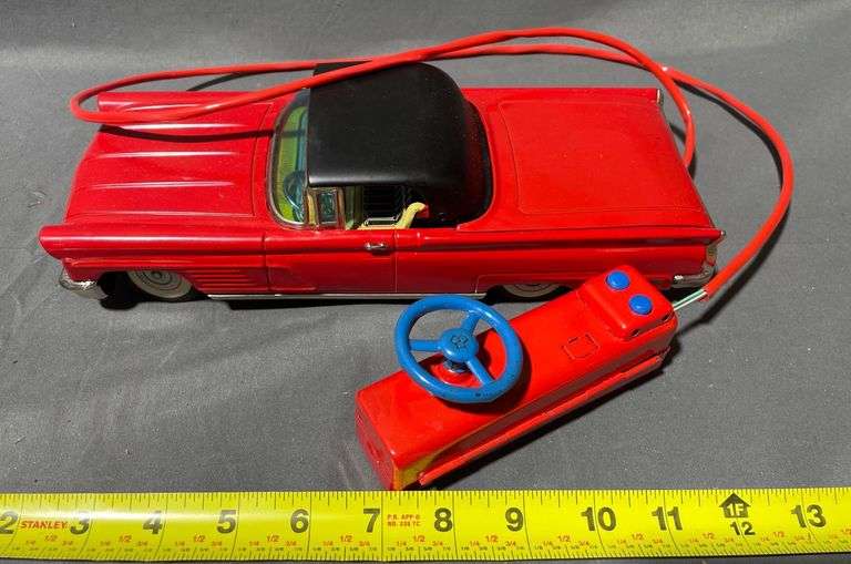 Battery-Operated Remote Control Lincoln Continental Mark V Toy Car