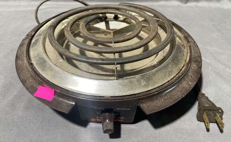 Toastmaster Model 8415A Single Burner Electric Hot Plate