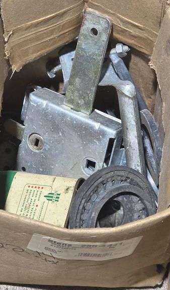 Household Items Including Outdoor Thermometer, Hamilton Beach Blender Base, and Cookware