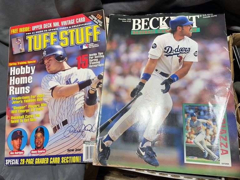 Hobby Magazines and Collecting Guides inc. Beckett Baseball & Football, Tuff Stuff, Log Home Living, Deer & Deer Hunting