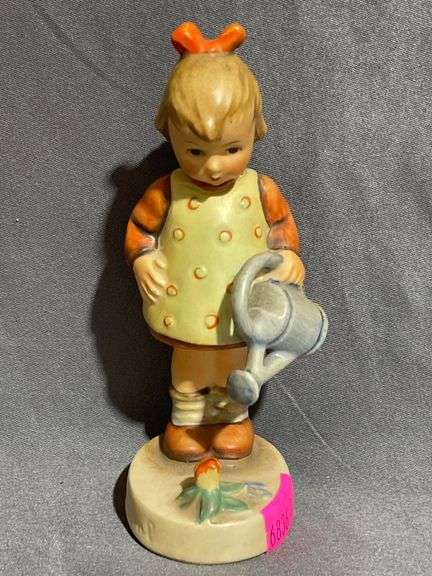 M.J. Hummel Little Gardener Figurine, Market 74, 4″