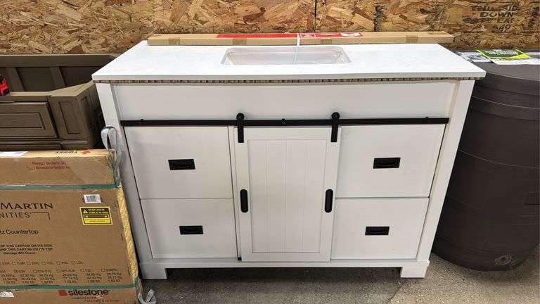 Glacier Bay
Brindley 48 in. Single Sink Freestanding White Bath Vanity with White Engineered Stone Top