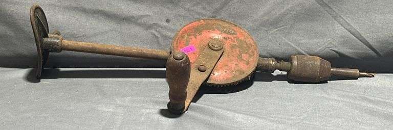 Dunlap Hand-Crank Drill, 19″ Long