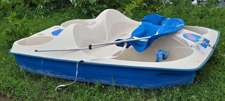 Play Mate V Paddle Boat with Canopy, 60″ x 90″