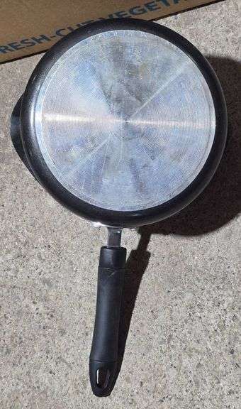 Household Items Including Outdoor Thermometer, Hamilton Beach Blender Base, and Cookware