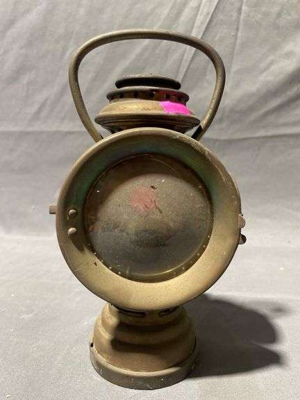 The Neverout Railroad Regulated Kerosene Safety Lamp with Red Lenses