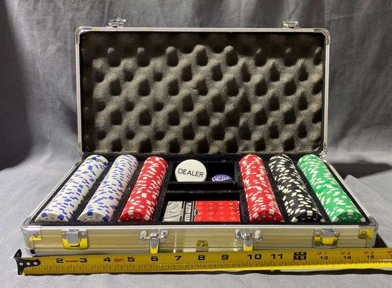 Aluminum Poker Chip Case with Chips, Dealer Button, and Blinds (No Cards)