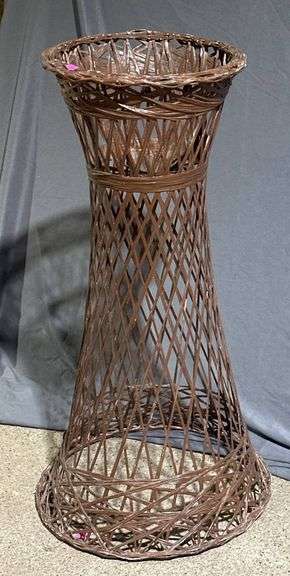 Woven Metal Tapered Basket Stand, 16×11.5×30″