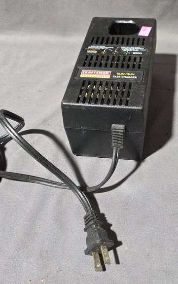 Craftsman Battery Charger with Dual Charge Rate Model 69935,  12-18 V