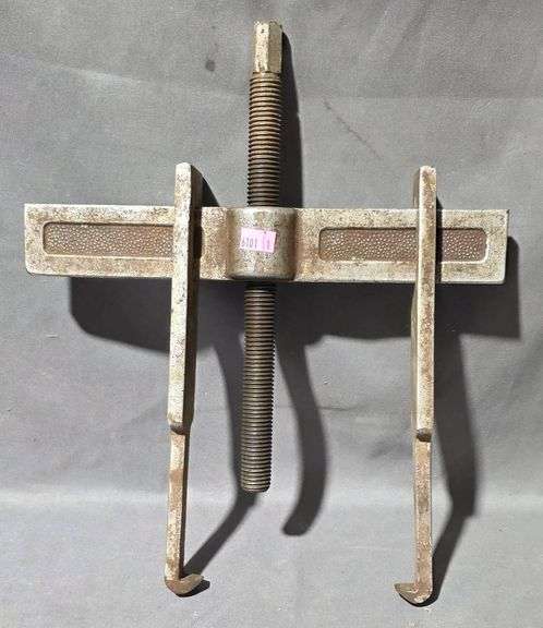 Proto MFD 411 USA Metal Clamp with 11-Inch Width