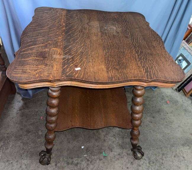 Oak End Table with Barley Twist Legs and Ball & Claw Feet 28”x28”x30”