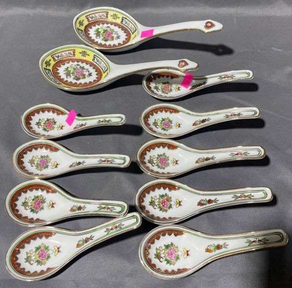 Asian Motif Porcelain Floral Soup Spoons, 11 Pieces