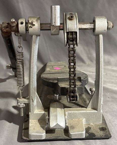 Percussion Plus Bass Drum Pedal, 14” Long