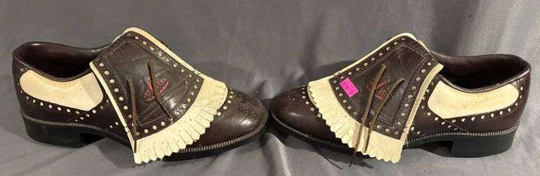 Two-Tone Leather Saddle Golf Shoes with Softspikes Soles