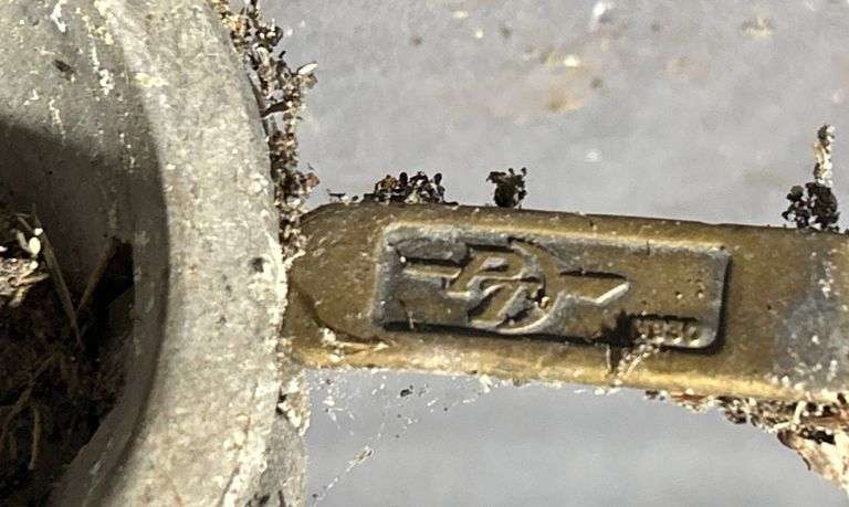 Metal Coupling Component, 4 3/4” Wide, 6 7/8” Long