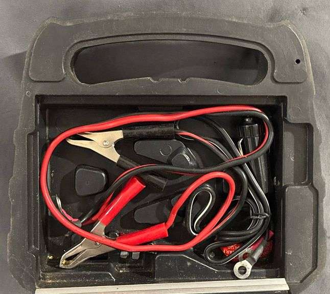 Coleman Powermate 400-Watt Power Inverter with Carry Case