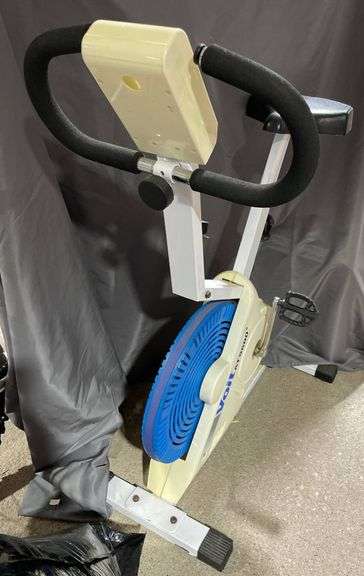 Voit AT9600 Stationary Exercise Bike with Digital Display