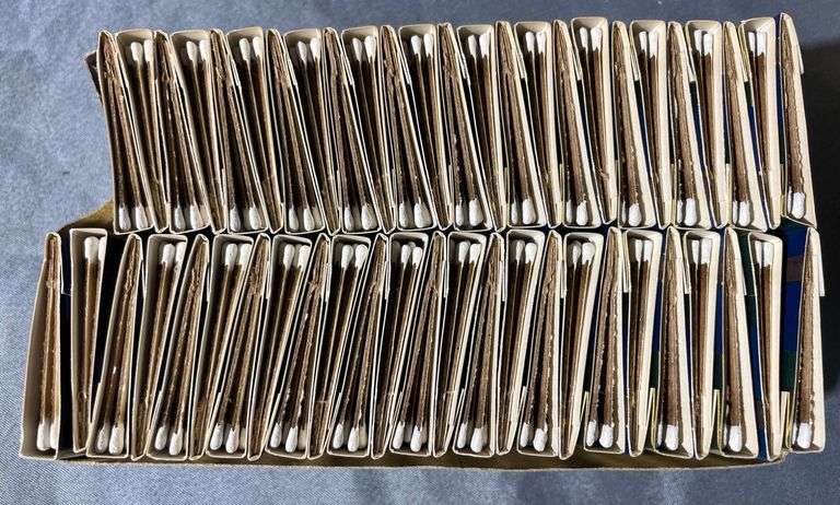 50 Notre Dame Football 1989 Matchbooks by Universal Match Corp. – South Bend, IN